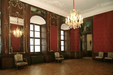Múzeum historických interiérov, Apponyiho palác, Červený salón