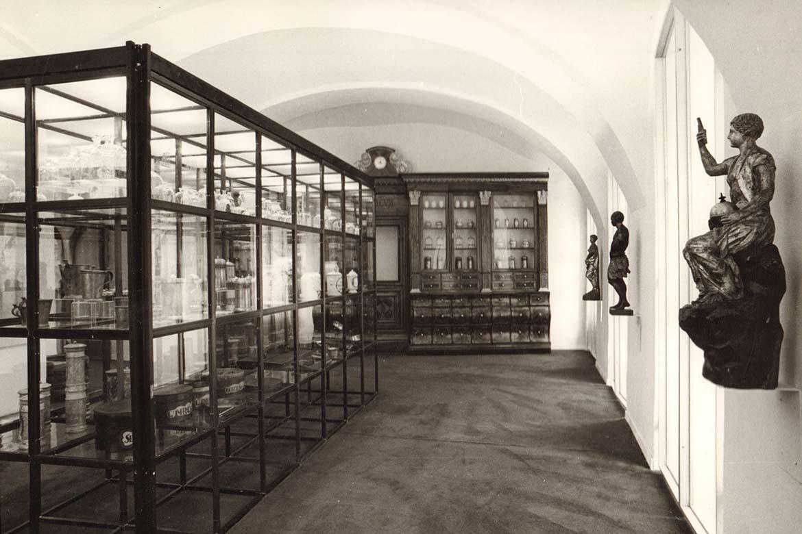 Expozícia Múzea farmácie v roku 1980